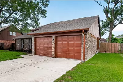 16730 Barkentine Lane, Friendswood, TX 77546 - Photo 2