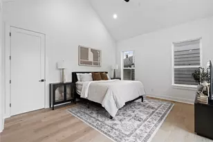 1030 W 24th St, Houston, TX 77008 - Photo 30