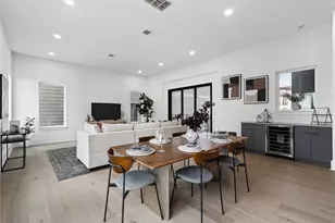 1030 W 24th St, Houston, TX 77008 - Photo 18