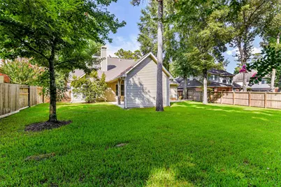 15 Filigree Pines Place, The Woodlands, TX 77382 - Photo 46