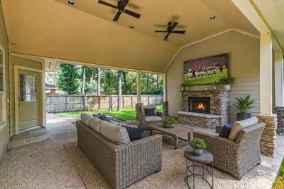 15 Filigree Pines Place, The Woodlands, TX 77382 - Photo 44