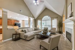 15 Filigree Pines Pl, The Woodlands, TX 77382 - Photo 12