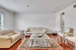 2121 Fountain View Dr, Houston, TX 77057 - Photo 1