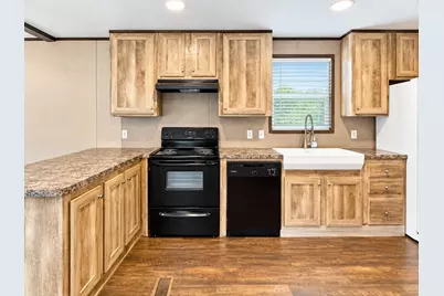 7920 Hoptree, Plantersville, TX 77363 - Photo 2