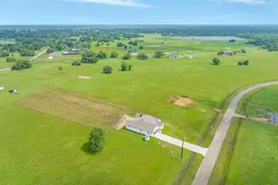 302 Colt Trail, Angleton, TX 77515 - Photo 32