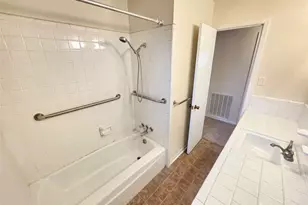 109 Poppy St, Lake Jackson, TX 77566 - Photo 16