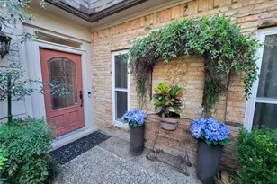 709 Palmer Dr, Conroe, TX 77302 - Photo 2