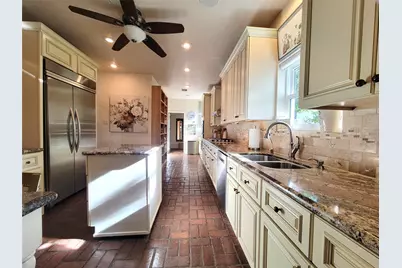 709 Palmer Drive, Conroe, TX 77302 - Photo 4