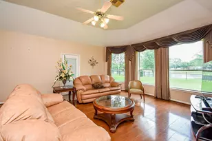 11202 Hundred Bridge Ln, Sugar Land, TX 77498 - Photo 12