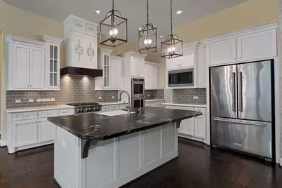 330 Mill Creek Road, Pinehurst, TX 77362 - Photo 12