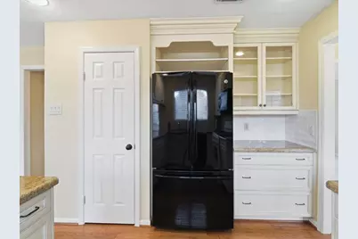 1102 Mabry Mill Road, Houston, TX 77062 - Photo 12