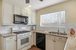 1102 Mabry Mill Rd, Houston, TX 77062 - Photo 10