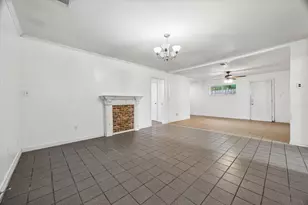 7119 Long Point Rd, Houston, TX 77055 - Photo 4