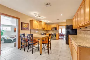 4316 Caduceus Pl, Galveston, TX 77550 - Photo 18