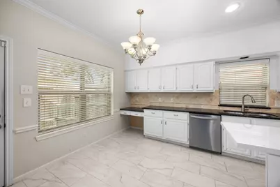 3318 Virgin Island Drive, Sugar Land, TX 77479 - Photo 6