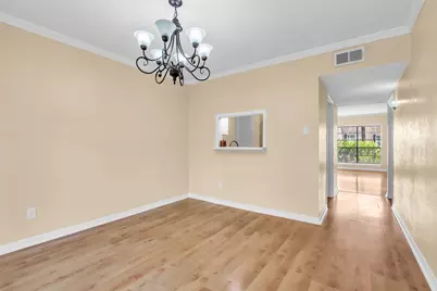 1800 Stoney Brook Drive #205, Houston, TX 77063 - Photo 14