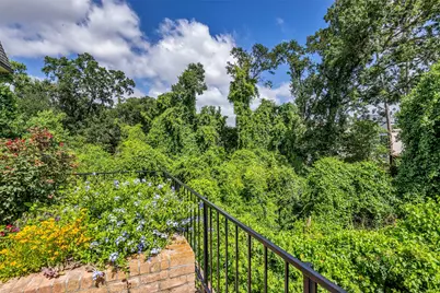 1800 Stoney Brook Drive #205, Houston, TX 77063 - Photo 4