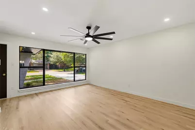 5322 Briarbend Drive, Houston, TX 77096 - Photo 6