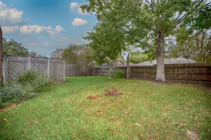 15707 Caprock Dr, Houston, TX 77598 - Photo 16