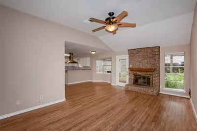 15707 Caprock Drive, Houston, TX 77598 - Photo 4