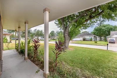 15707 Caprock Drive, Houston, TX 77598 - Photo 2