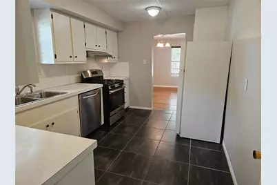 109 Sunnyview Avenue, Friendswood, TX 77546 - Photo 6