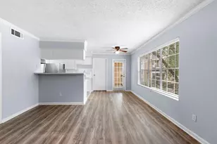 2750 Holly Hall St, Houston, TX 77054 - Photo 8