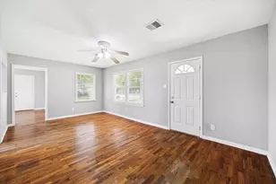 502 Hawkins Ave, Houston, TX 77037 - Photo 2
