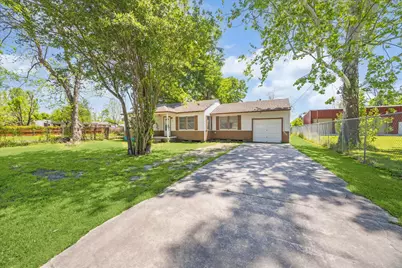 502 Hawkins Avenue, Houston, TX 77037 - Photo 10