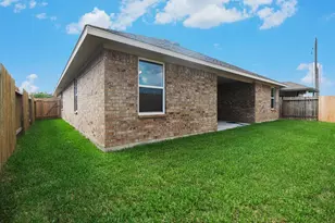 205 Bryan Wy, Angleton, TX 77515 - Photo 18