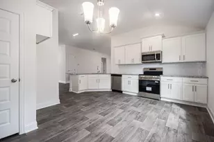 205 Bryan Wy, Angleton, TX 77515 - Photo 6