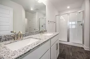 205 Bryan Wy, Angleton, TX 77515 - Photo 16