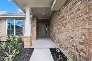 205 Bryan Wy, Angleton, TX 77515 - Photo 4