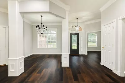 900 Enchanted Oaks Drive, Angleton, TX 77515 - Photo 6