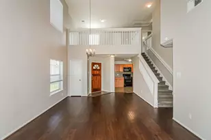 20518 Holly Barr Ln, Cypress, TX 77433 - Photo 6