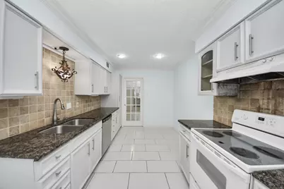 832 Wax Myrtle Lane #832, Houston, TX 77079 - Photo 12