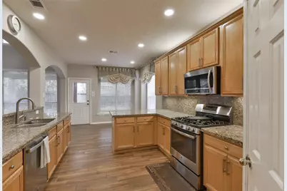 21808 Maidens Crossing Drive, Kingwood, TX 77339 - Photo 10