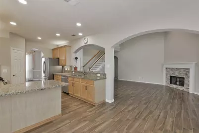 21808 Maidens Crossing Drive, Kingwood, TX 77339 - Photo 14