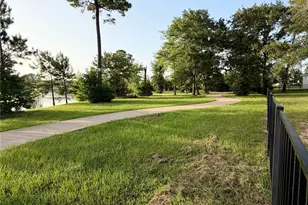 533 Shoreview Dr, Conroe, TX 77303 - Photo 22