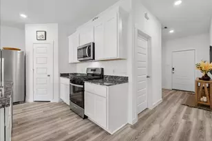9422 Madison Ave, Texas City, TX 77591 - Photo 8