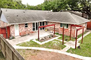 8335 Langdon Ln, Houston, TX 77036 - Photo 22