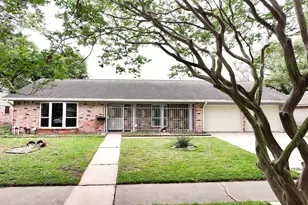 8335 Langdon Ln, Houston, TX 77036 - Photo 30