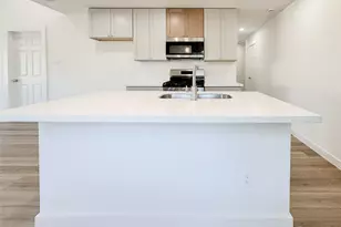 2718 Discovery Trails Ct, Conroe, TX 77301 - Photo 8