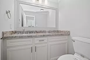 10310 Chevy Chase Dr, Houston, TX 77042 - Photo 18