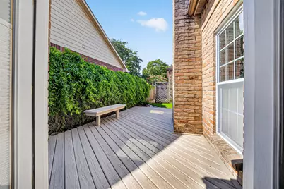 10310 Chevy Chase Drive, Houston, TX 77042 - Photo 42