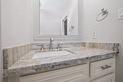 10310 Chevy Chase Drive, Houston, TX 77042 - Photo 38