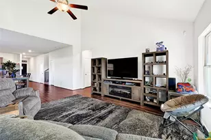 8935 Beacon Mill Dr, Cypress, TX 77433 - Photo 12