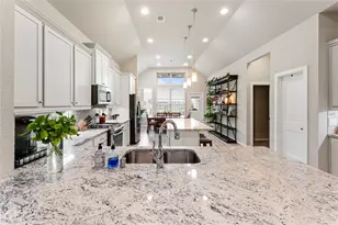 12018 Lagarda Ct, Richmond, TX 77406 - Photo 14