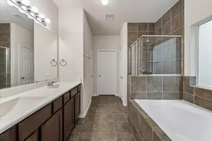 6335 Wilshire Ridge, Houston, TX 77040 - Photo 14