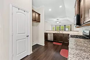 2818 Ridgecliff Ct, Conroe, TX 77301 - Photo 12